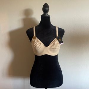 Wacoal-america hidden underwire bra, size 32D NWT